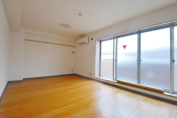 オーク・ビルの物件内観写真